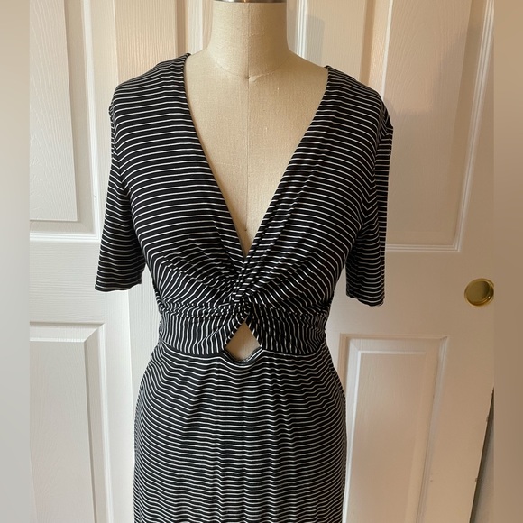 Favorite Daughter Anywhere Dress - Picture 4 of 9